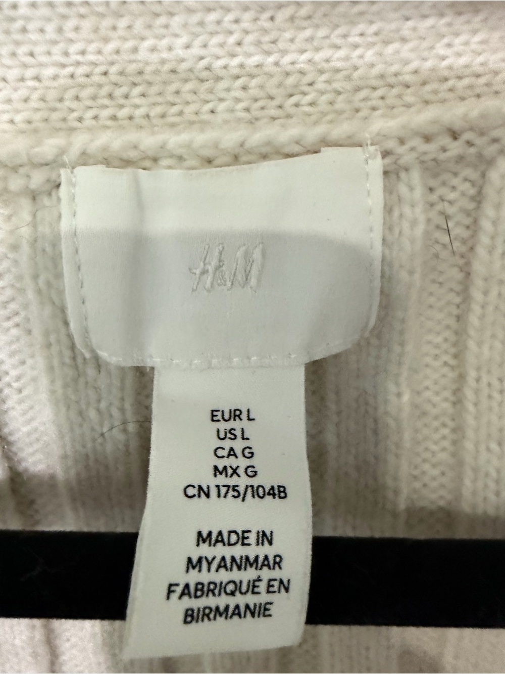H&M Cream Ribbed V-Neck Sweater - Picture 2 of 6